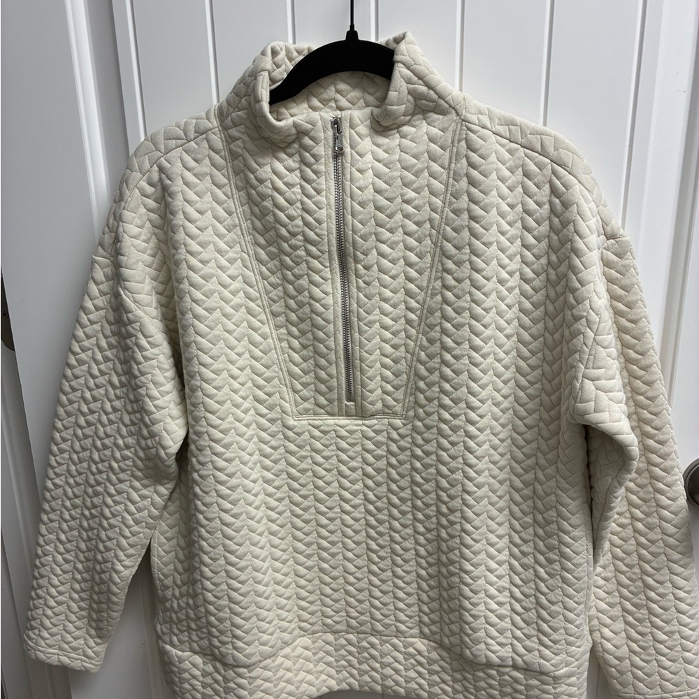Lou & Grey Quilted Cable Jacquard Half Zip Top